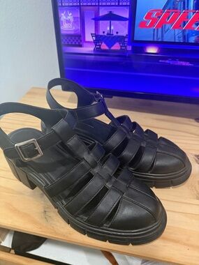 Bershka Black Strappy Platform Sandals
